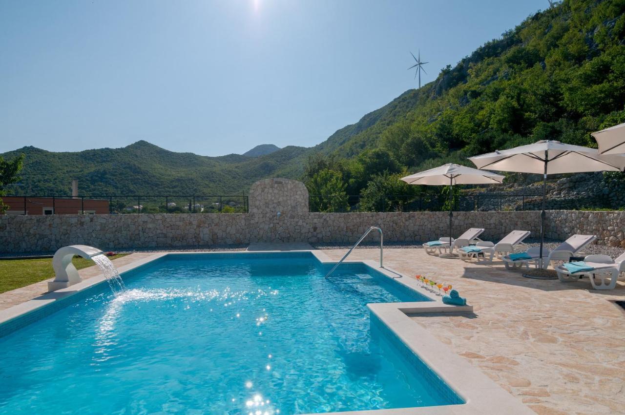 Villa Elin Seoca Exteriör bild