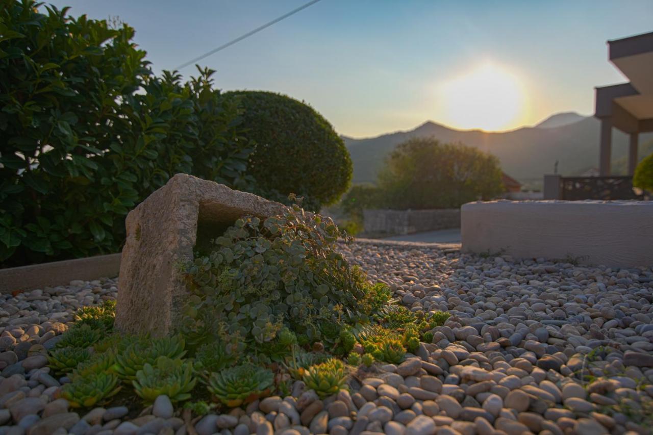 Villa Elin Seoca Exteriör bild