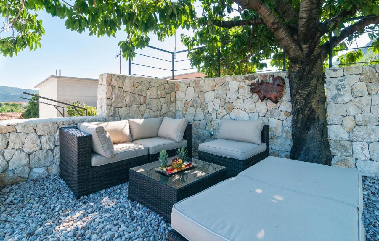 Villa Elin Seoca Exteriör bild